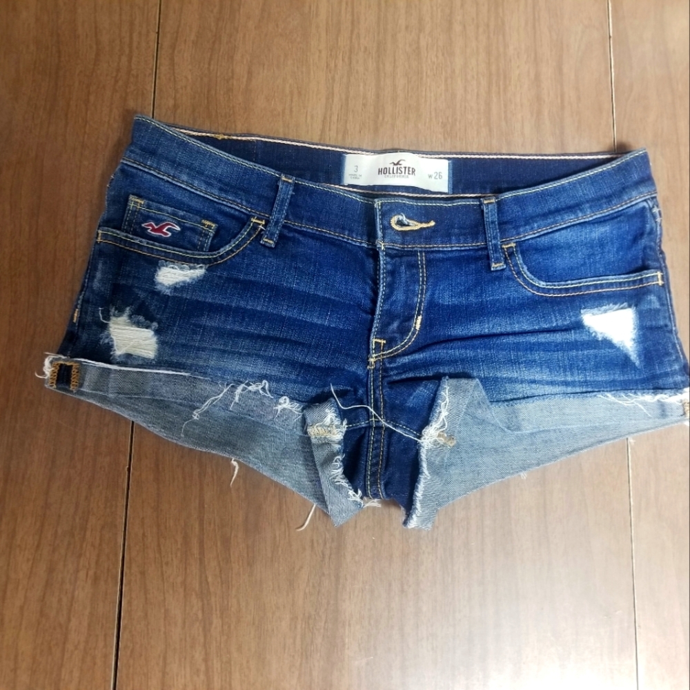 womens distressed hollister shorts size 3